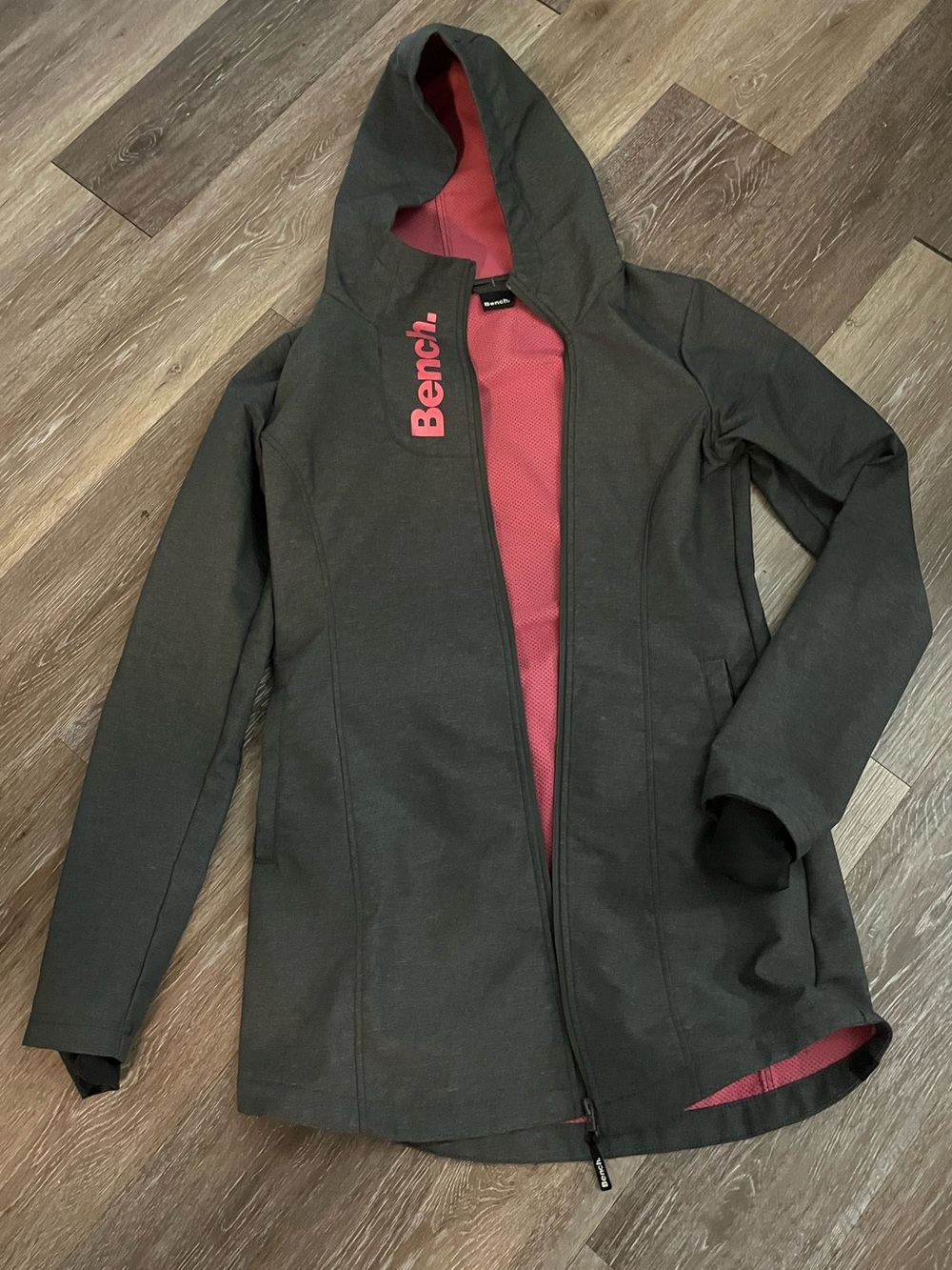 BENCH Charcoal Grey Hooded Softshell Jacket Pink Lining Size Medium